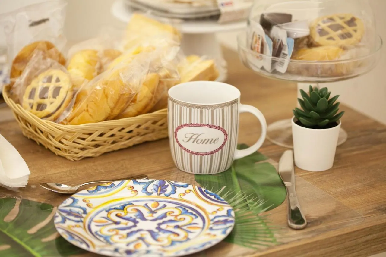 Plebiscito House - Casa Vacanze Napoli Italia